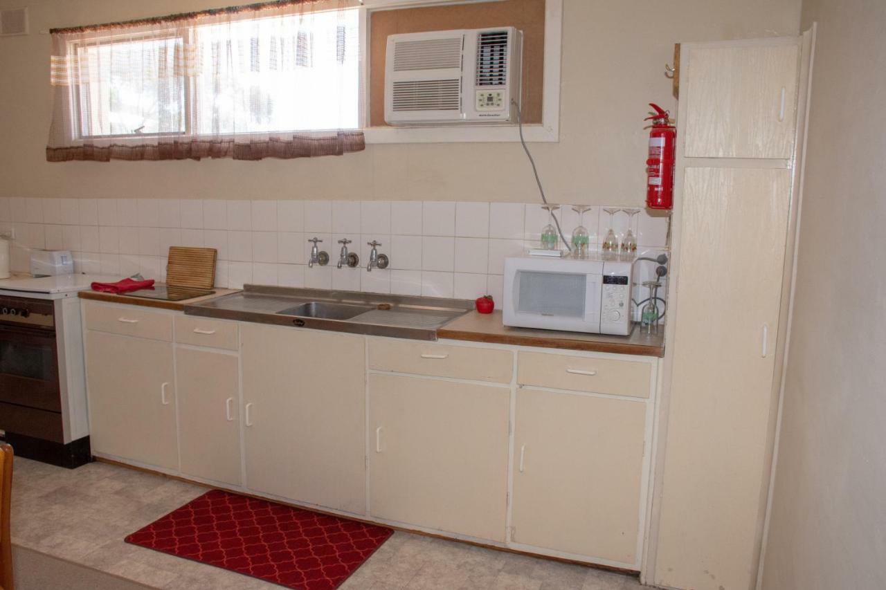 Units Apartment *